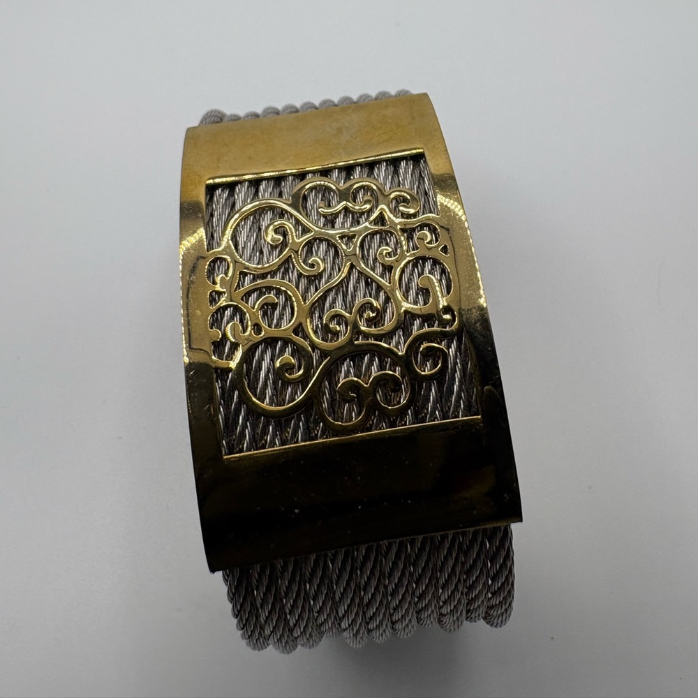 Stainless Steel Cable Wire Cuff Bracelet w/ Gold-Tone Filigree Plate (316L)